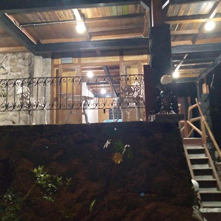 Omah Singo Stay & Resto Yogyakarta 반툴 외부 사진